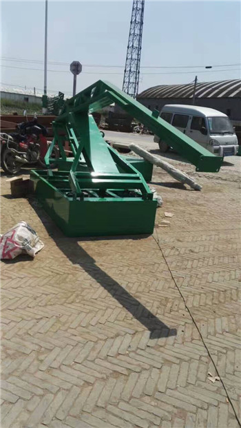 电动液压篮球架 电动液压篮球架