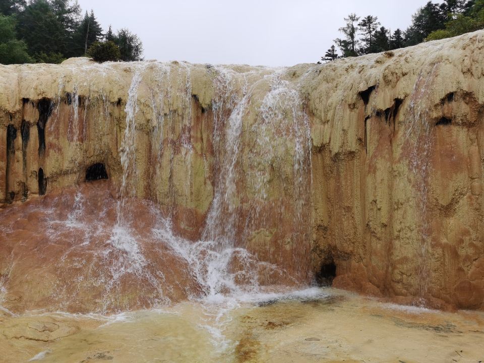 康宜健身器材厂家优秀员工乐游四川 康宜健身器材厂家优秀员工乐游四川