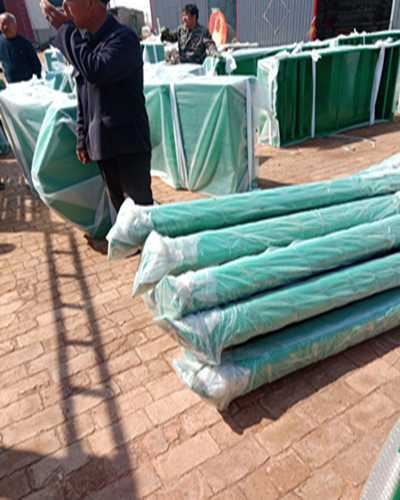 发往江西的篮球架和部分音乐器材 发往江西的篮球架和部分音乐器材