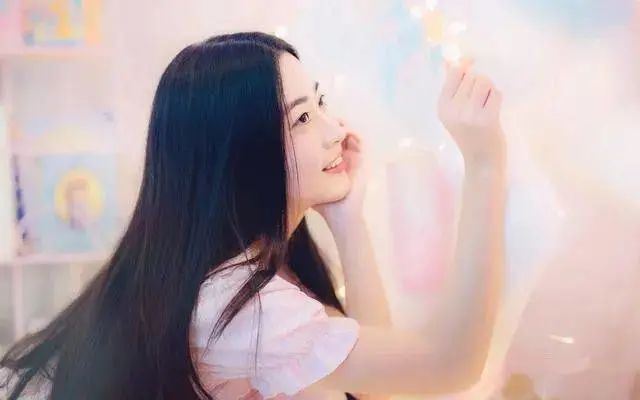 一天没有男人活不了的3个生肖女图1