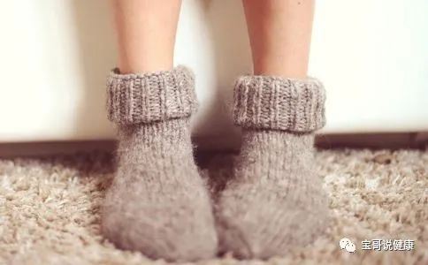 不可小看:脚肿竟可能是大病征兆,脚掌起茧意味着&hellip;图1