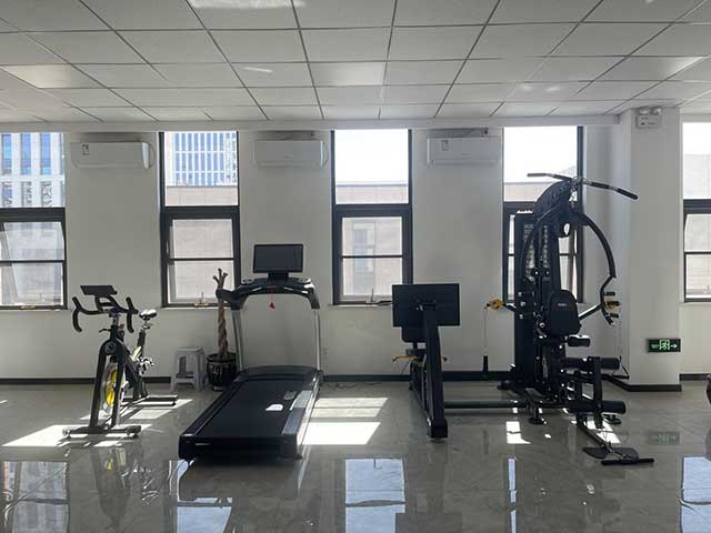 健身器材生产厂家康强源头厂家，无中间商！免费健身房策图1