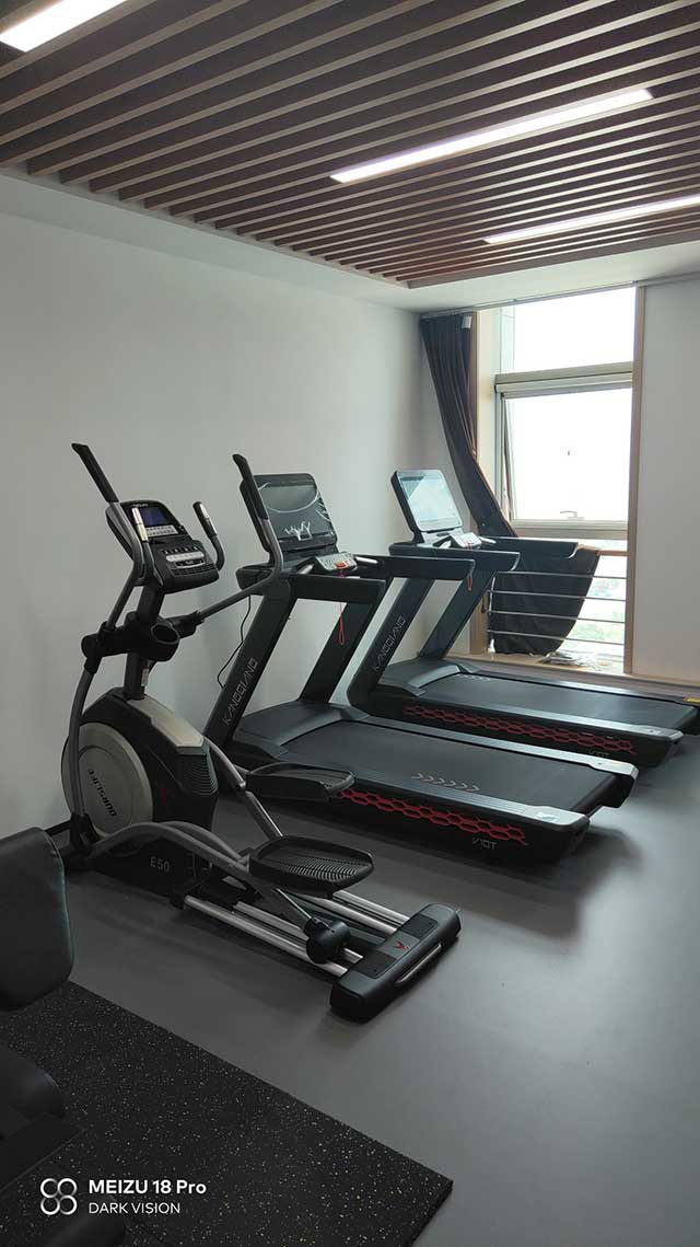 配置家庭健身房器材多少钱？从几千到几万元的都有！(室内图1