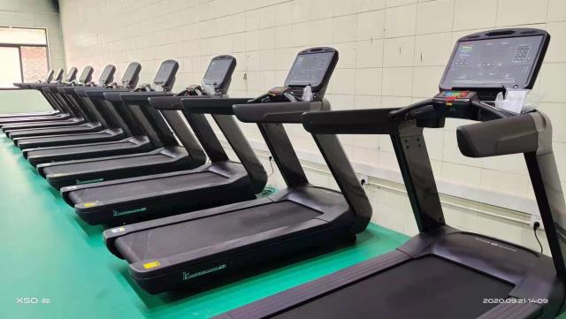 椭圆机好还是跑步机好？各有各的好处！(椭圆机和跑步机哪图1