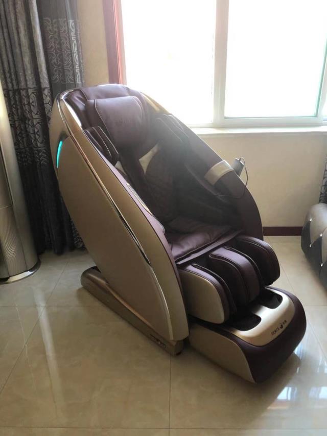 按摩椅专卖店告诉您按摩椅可以按摩头部吗？(按摩椅专买店)图1