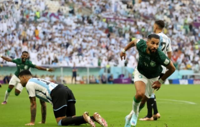 阿根廷首战输球是为了&ldquo;祭献&rdquo;？历史上他们曾经靠这个辉图1