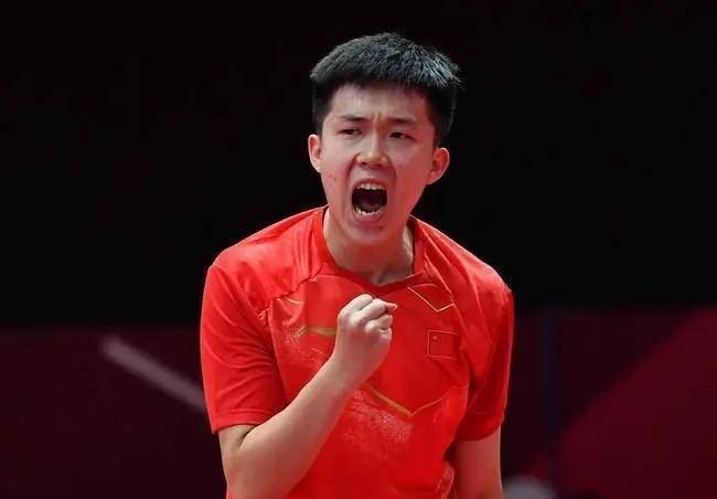 王楚钦深陷散养?；?！秦志戬四下寻觅教练，球迷呼吁杀神图1