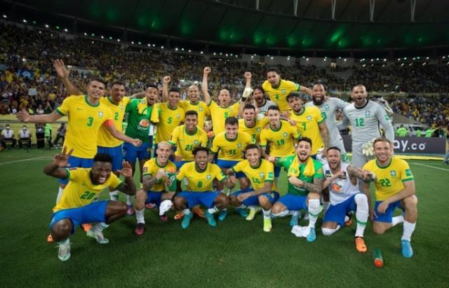 足球强国(巴西、德国、意大利、阿根廷）(足球巴西对德国)图1