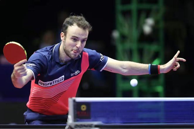 WTT赛事打响！男单头号种子4：0获胜，击败过许昕，国乒集图1