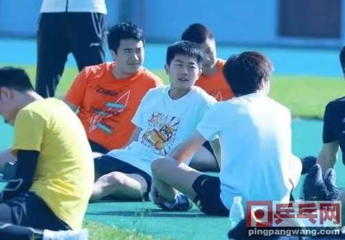 有调整！刘国梁召金牌陪练任一队教练！王曼昱恩师被安排图1