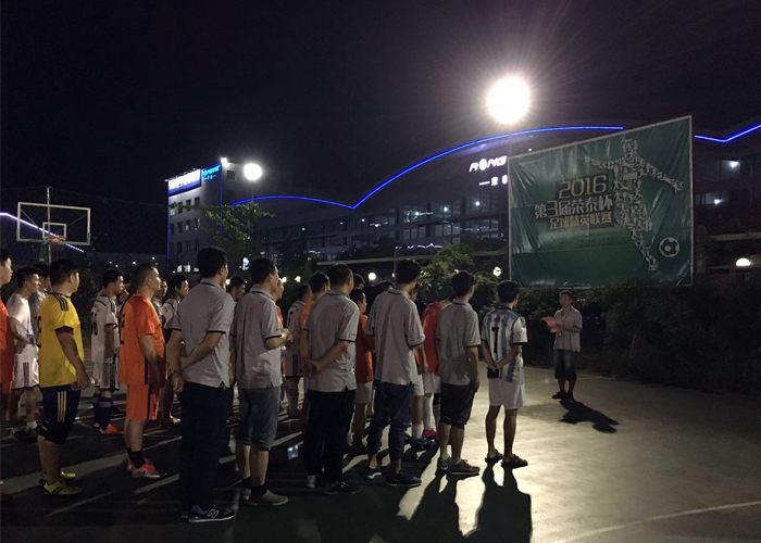 第三届&ldquo;荣泰杯&rdquo;足球联赛圆满落幕(泰山队第一次足协杯冠