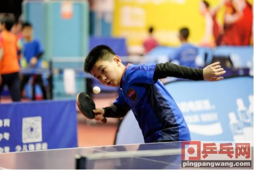乒乓小将云集宝安！“静静杯”少儿乒乓球赛收拍