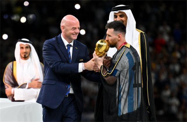 化身&ldquo;带货达人&rdquo;，比什特&ldquo;黑纱&rdquo;已卖断货，就因为梅西图1