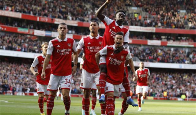 世界杯落幕英超回归！阿森纳捍卫榜首 魔军车刺为争四疯图1