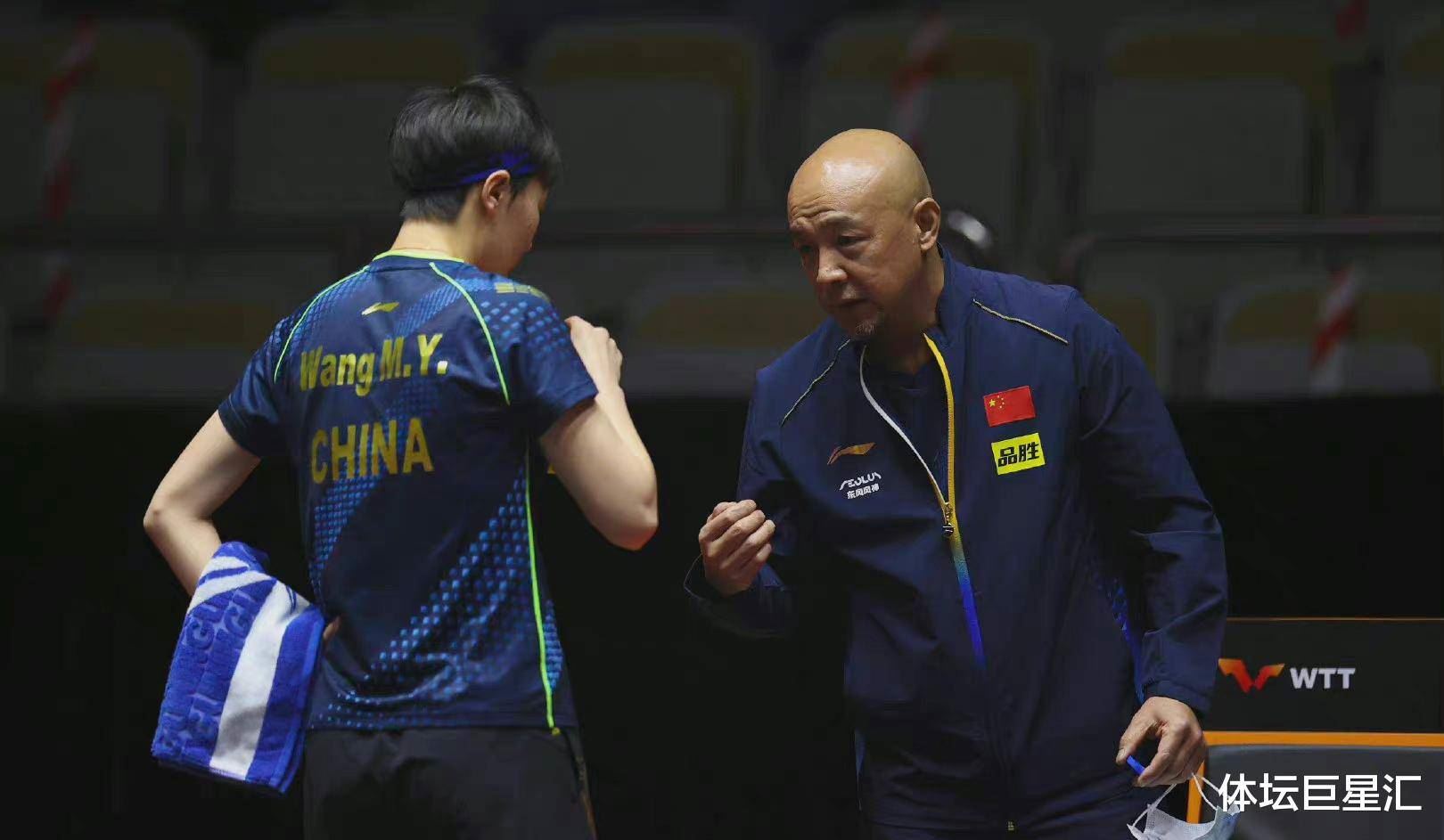 门槛降低！国乒重选教练，人才流失矛盾初显，球迷：国乒图1