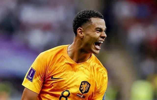 绝了，曼联又被拦截了！利物浦秒签世界杯锋线，曼城闻到图1