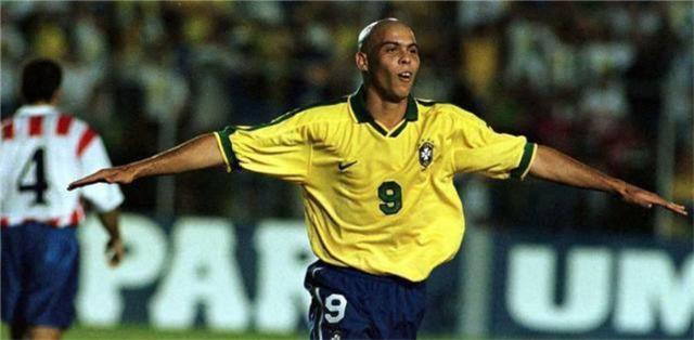 巅峰时期的C罗，梅西和姆巴佩合二为一？C罗只是昙花一现(图1