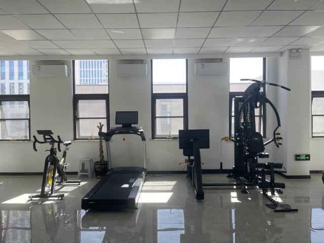 健身器材生产厂家源头厂家，无中间商！免费健身房策划!(图1