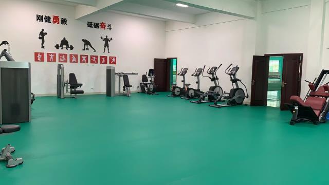 健身器材采购去哪里？健身器材哪里批发？(健身器材在哪里图1