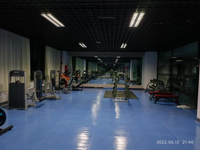 健身器材一般在哪里买，价格是多少钱？(健身器材一般在哪图1