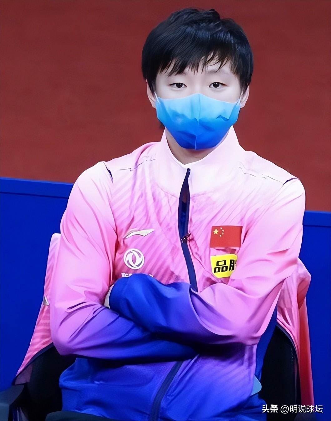 方向盘套！王曼昱粉丝和孙颖莎粉丝撕逼，乒坛不应该有饭