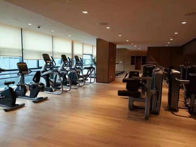 酒店健身房器材有哪些？酒店健身房器材配置方案！(健身房 图