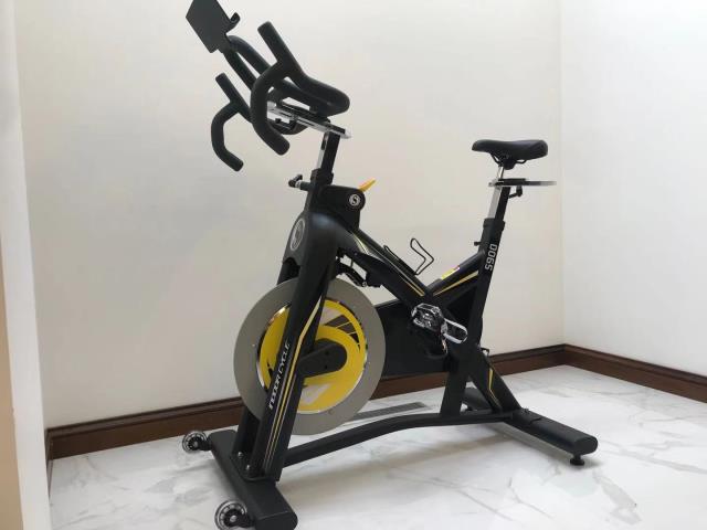 动感单车怎么选？(骑动感单车的好处和坏处有哪些) 图