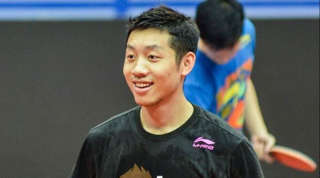 正式赴任！33岁许昕走上教练岗位，暂别妻儿重返乒乓，助图1