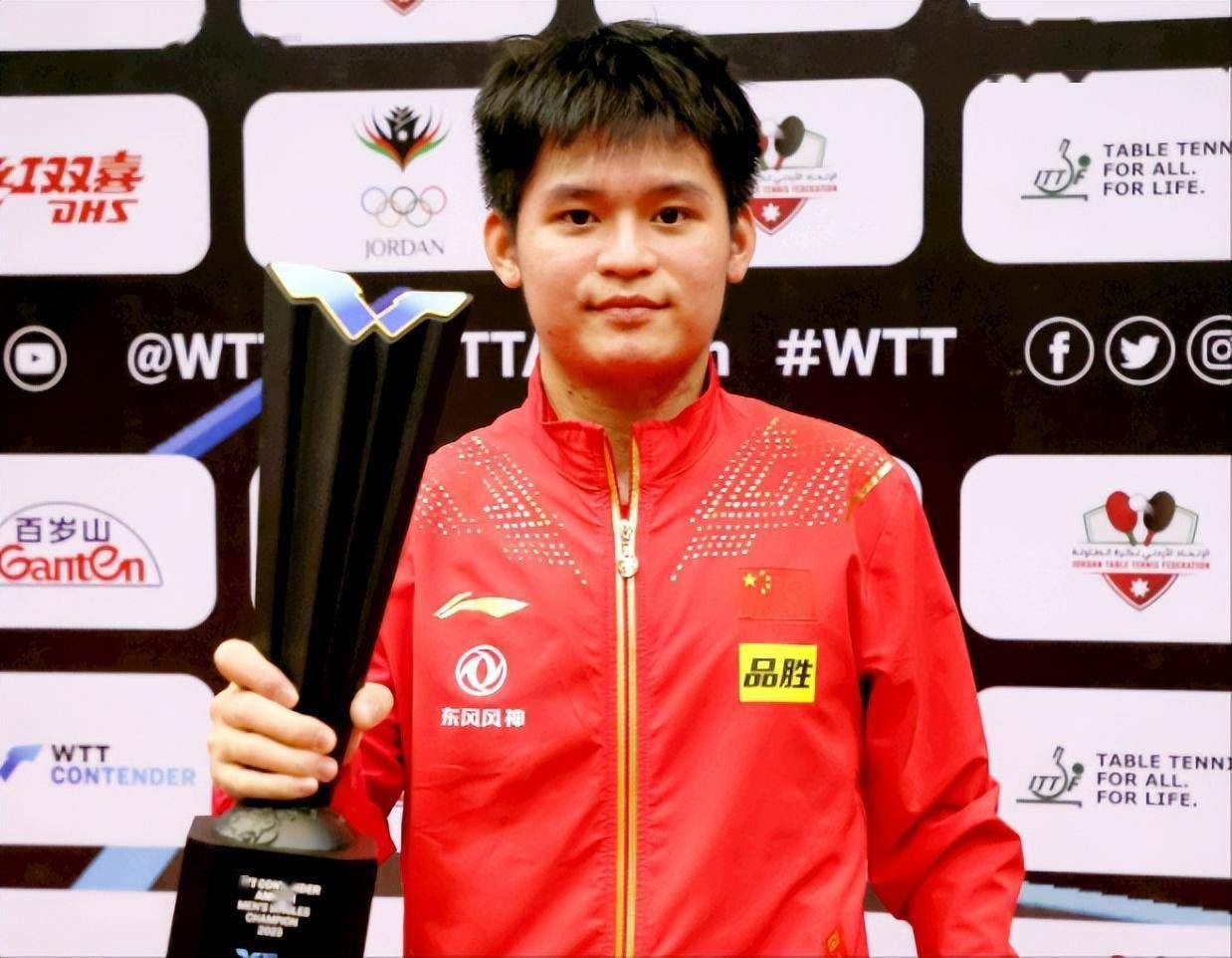 5项冠军诞生！国乒勇夺3金，男队全胜、女队大溃败，伊藤图1