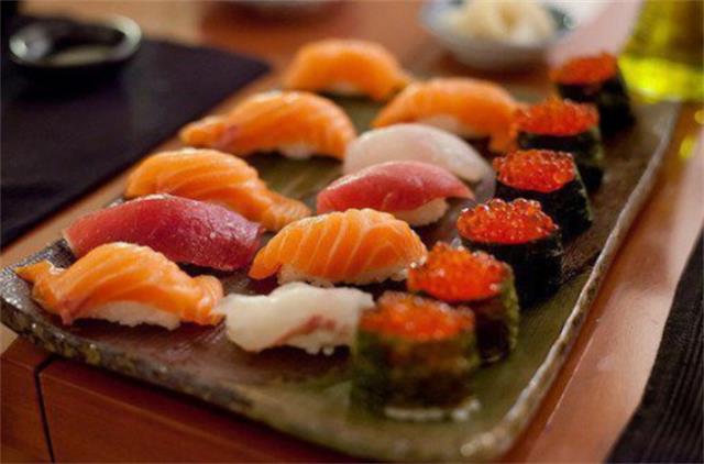 日本哪些地方是美食打卡地 日本的特色美食