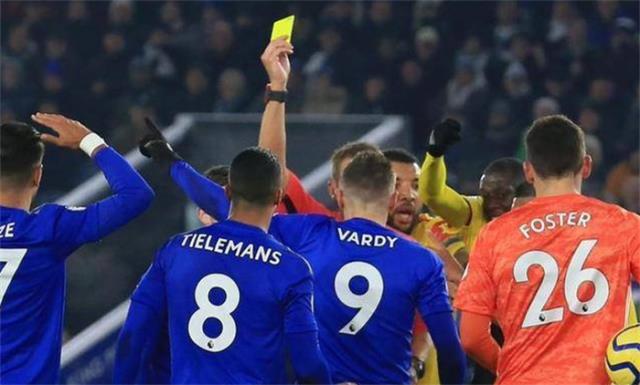 莱斯特城创57年纪录，7连胜稳坐英超积分榜第二(莱斯特城图1