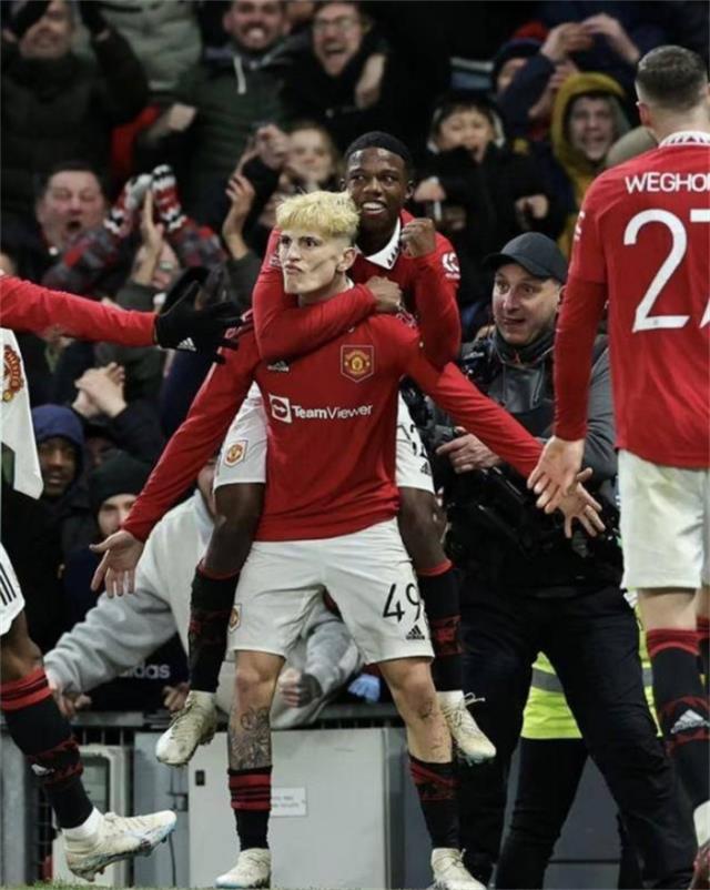 曼联逆袭晋级八强！加纳乔绝杀，弗雷德献终极一击(曼联 图1