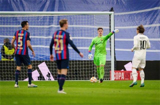 皇马遭遇耻辱数据，国王杯、联赛、欧冠三冠梦破灭？(皇马图1