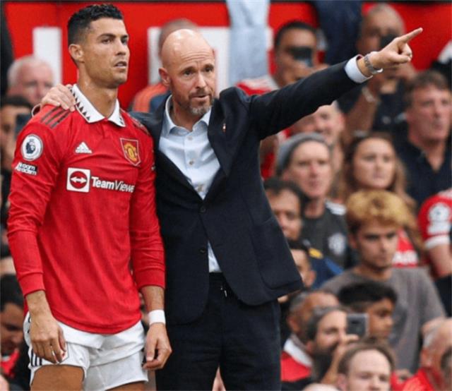 C罗与摩根，曼联惨败后的两种反应(c罗和曼联签了几年)图1