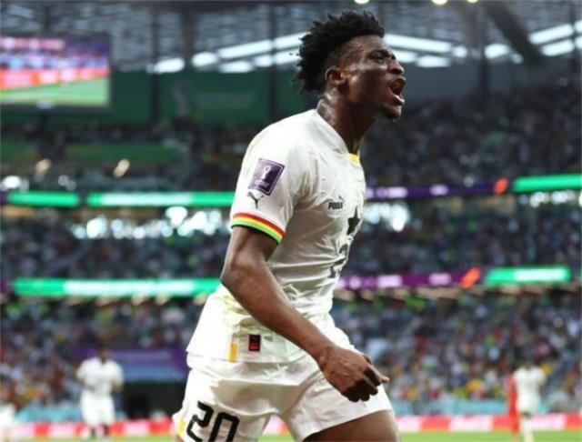 曼联考虑阿贾克斯球员库杜斯转会，记者透露其为&ldquo;一个真图1