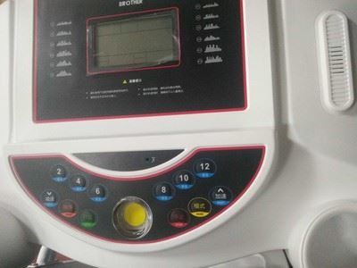 家用款小型电动折叠式兄弟牌跑步机怎么样？被坑前车之鉴感受揭秘