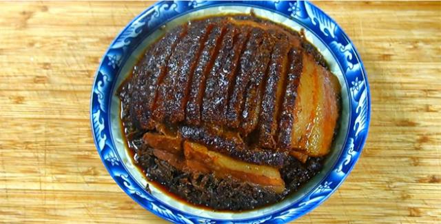 美味梅菜扣肉的做法:正宗家常菜教程分享