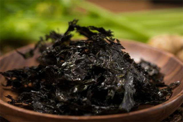 ?吃紫菜有什么坏处 紫菜用开水能冲熟吗