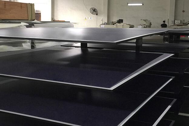 乒乓球台面板25mm，18mm弹性差别大吗